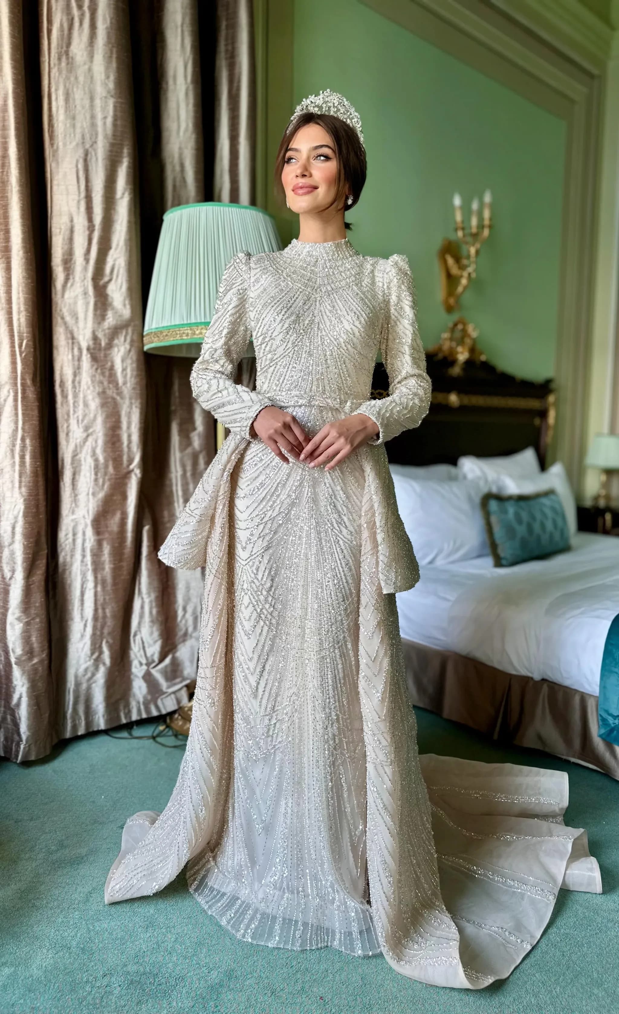 IŞIL Detachable Gown — görsel 2