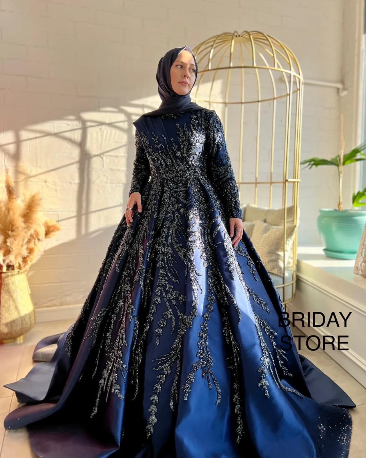 Nehir Engagement Gown — görsel 3