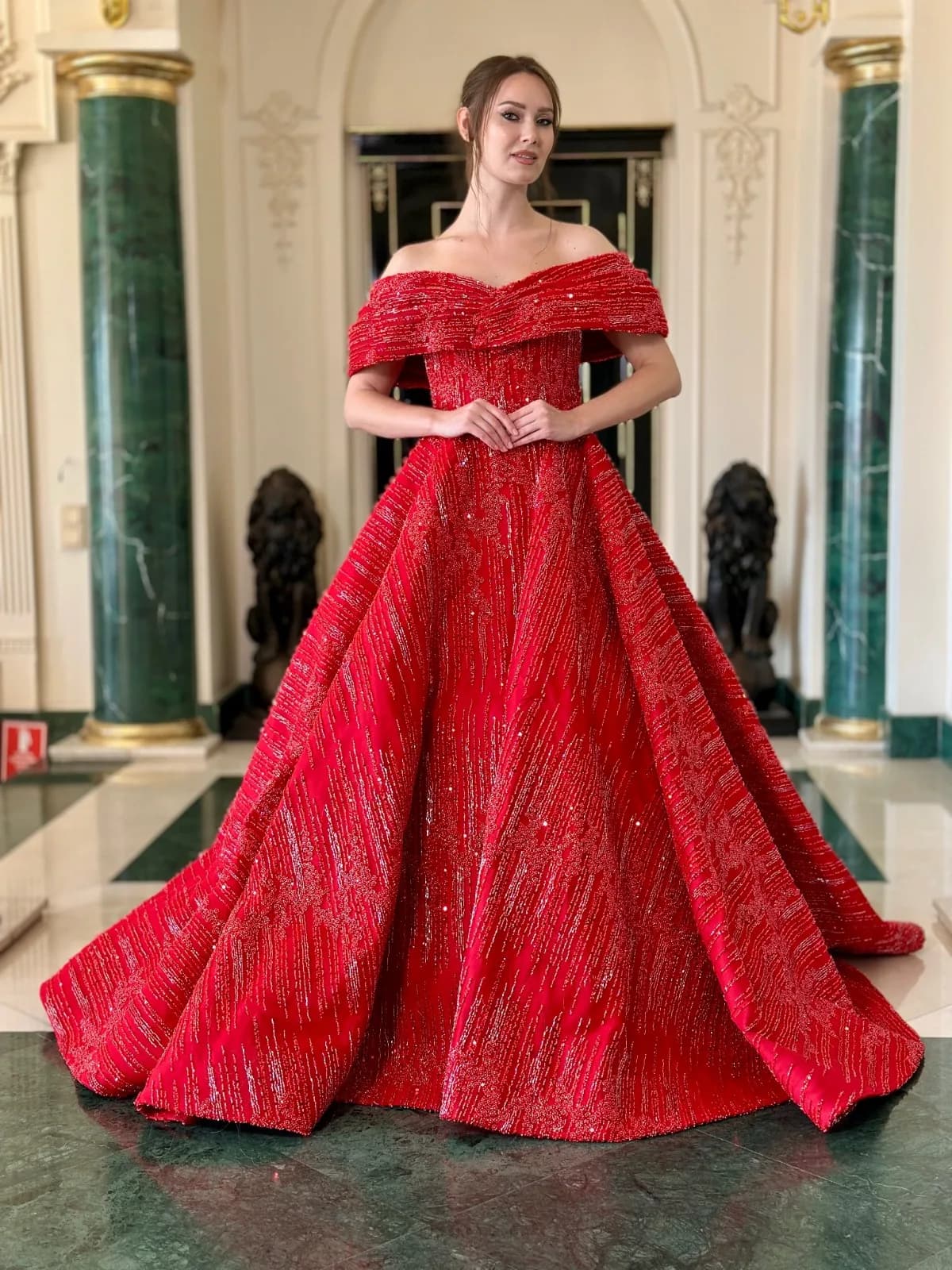 RUBY Elbise