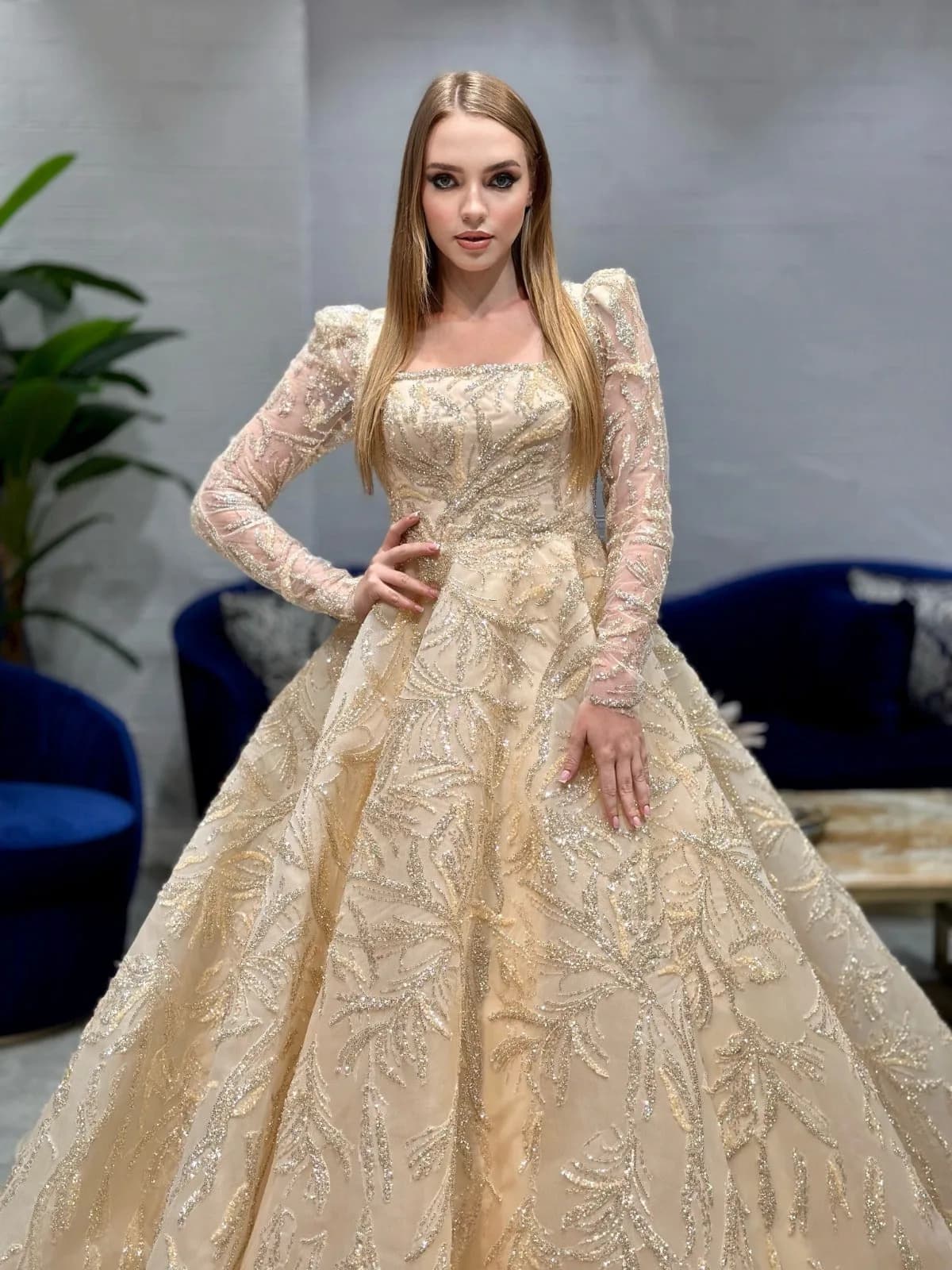 Valeria Engagement Gown — görsel 5