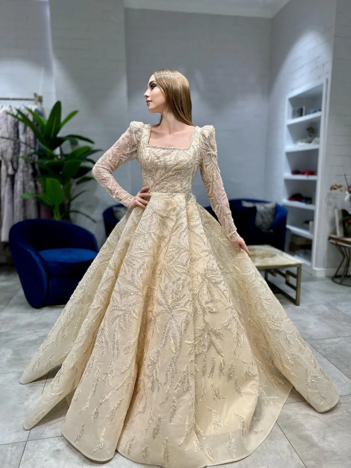 Valeria Engagement Gown — görsel 4