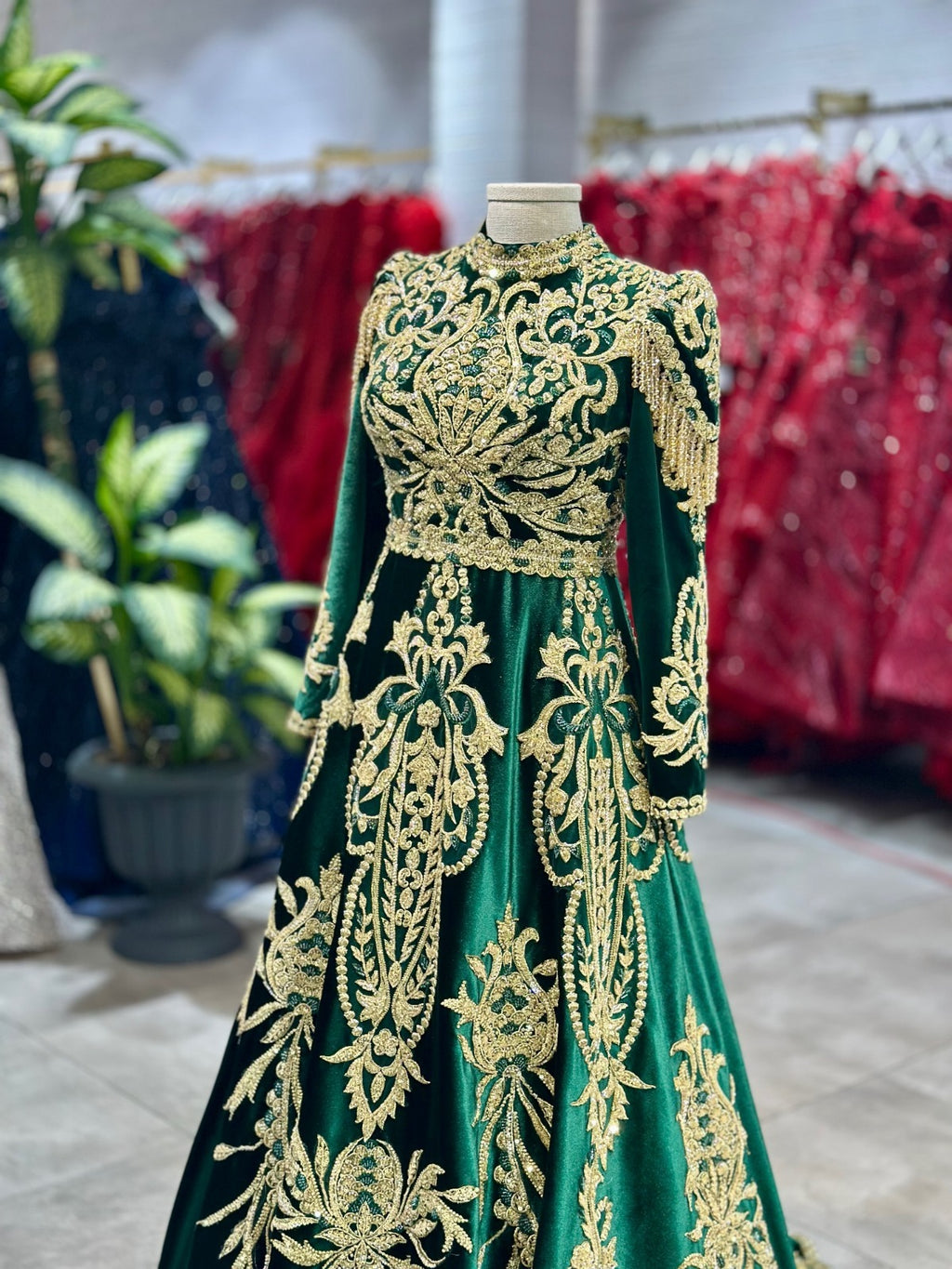 Zümrütnar Kaftan