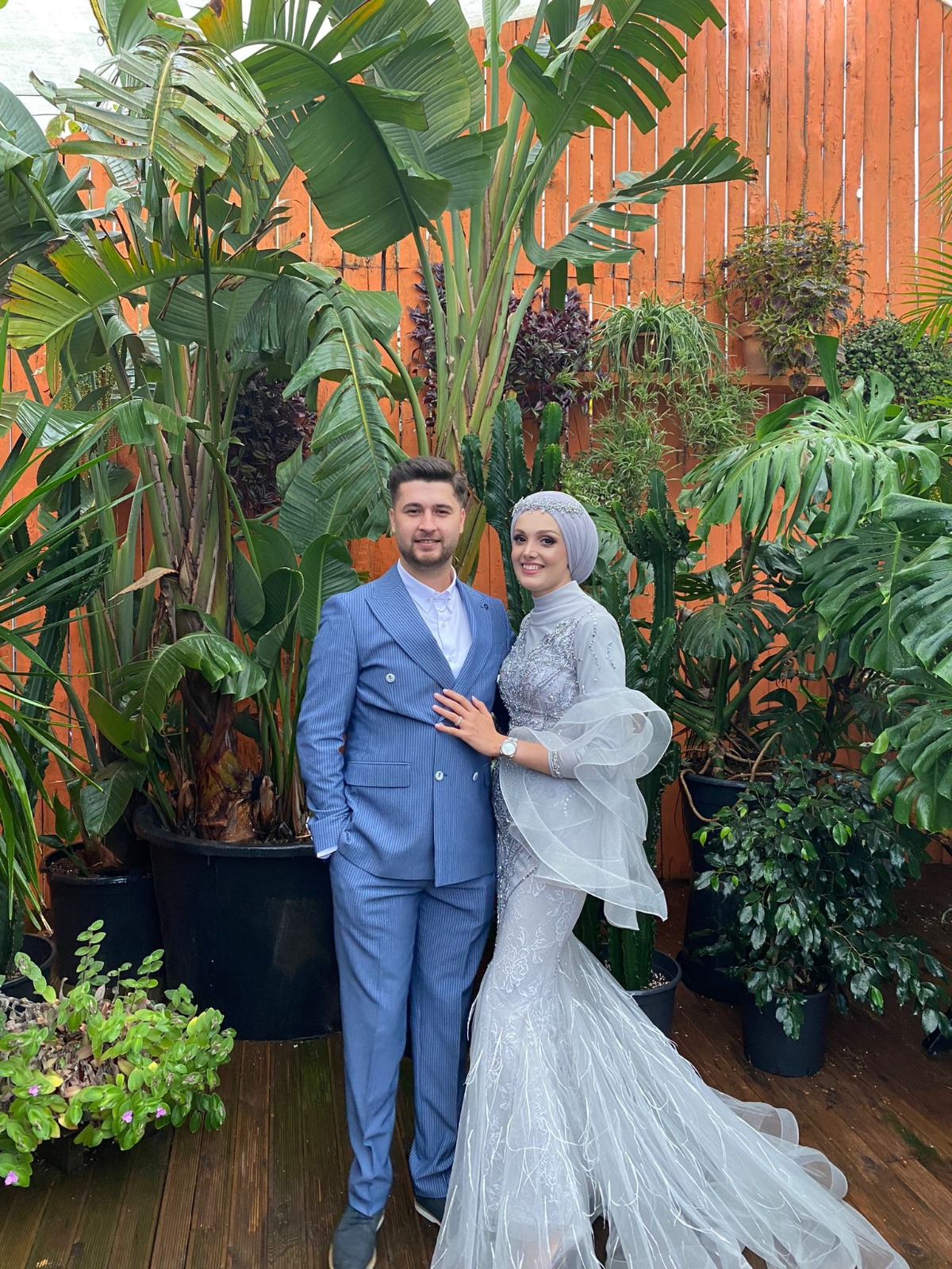 William Volanlı Elbise