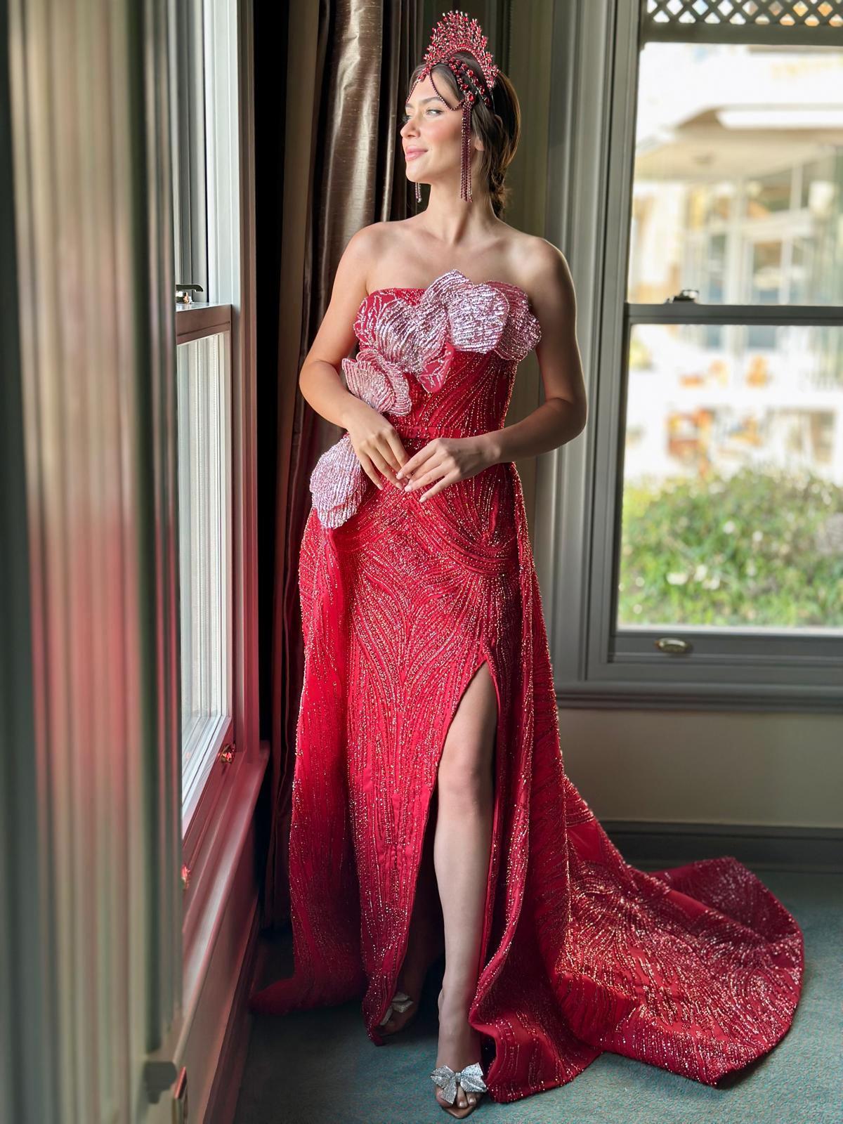 RED BLOSSOM Kınalık